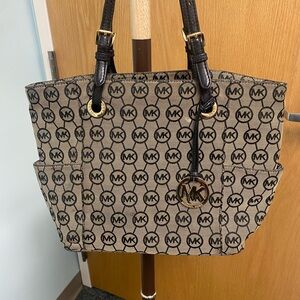 MK shoulder bag